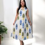 Minimal kurti (offwhite Blue)